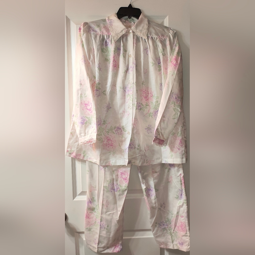 Vintage Cachet Floral Pajama Set – Size 12/14